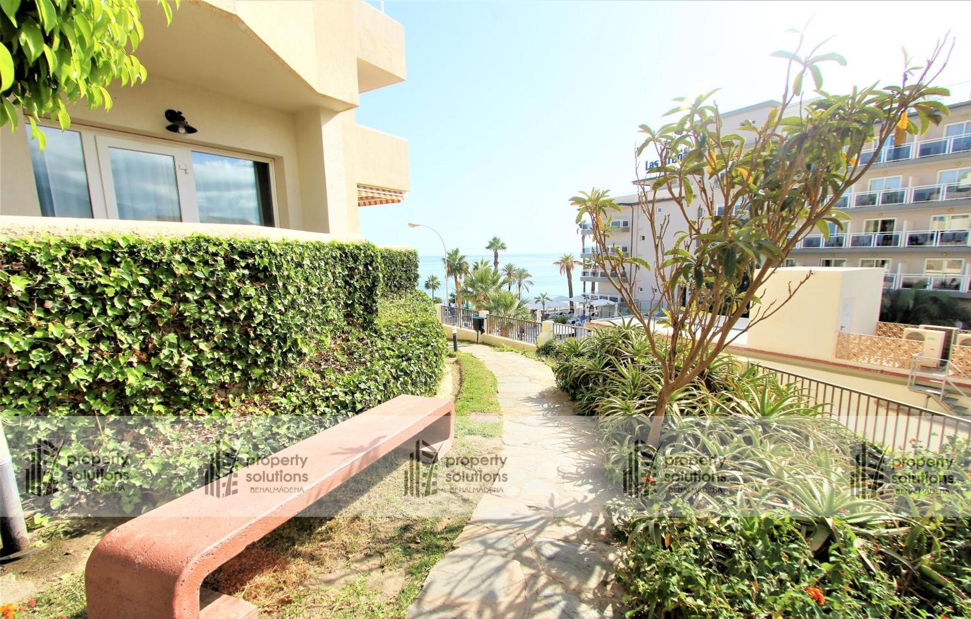 Benalbeach 1010 - Vista Al Mar - Piscina Todo El Ano - Primera Linea De Playa Benalmadena Exterior photo