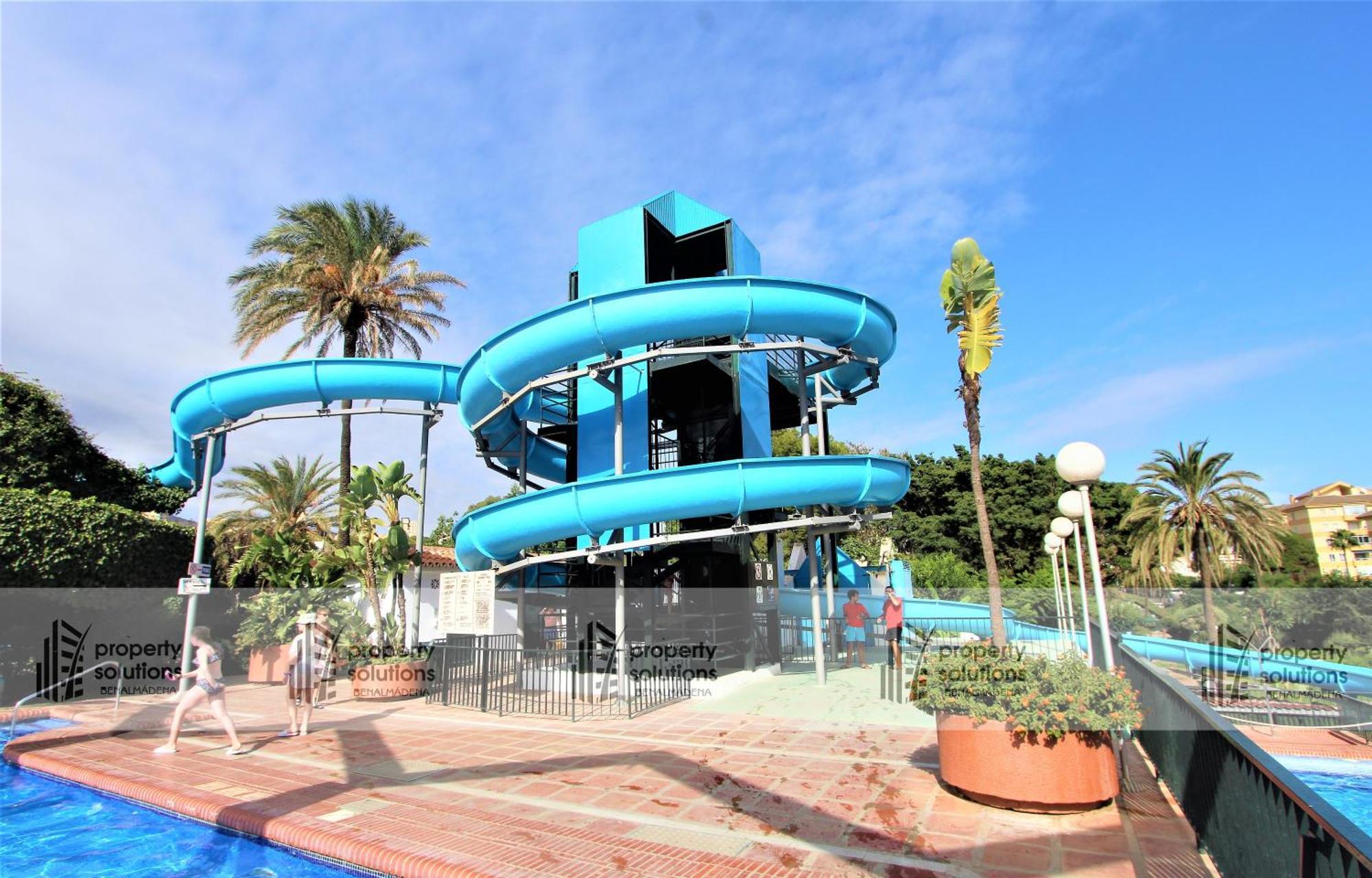 Benalbeach 1010 - Vista Al Mar - Piscina Todo El Ano - Primera Linea De Playa Benalmadena Exterior photo
